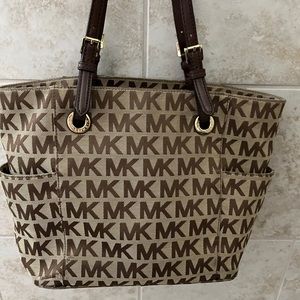 Michael kors bag